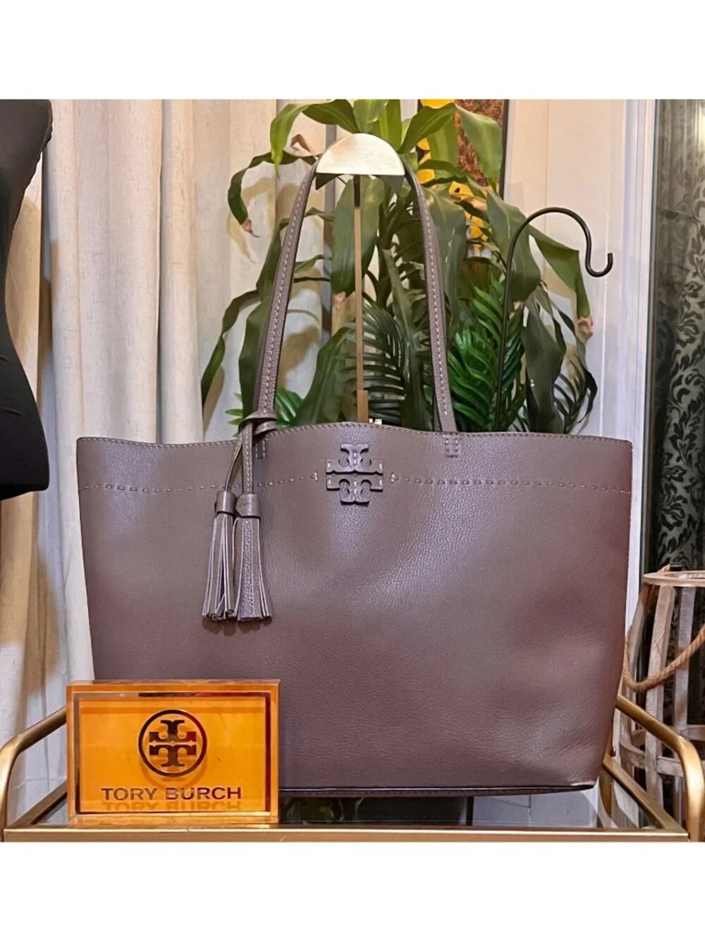 ✺ AUTHENTIC TORY BURCH TAUPE MCGRAW SHOULDER BAG